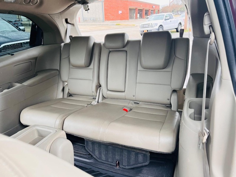 Honda Odyssey Vehicle Full-screen Gallery Image 43