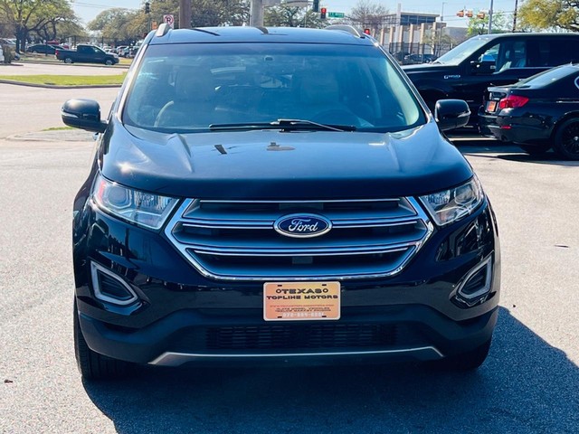 Ford Edge Vehicle Full-screen Gallery Image 4