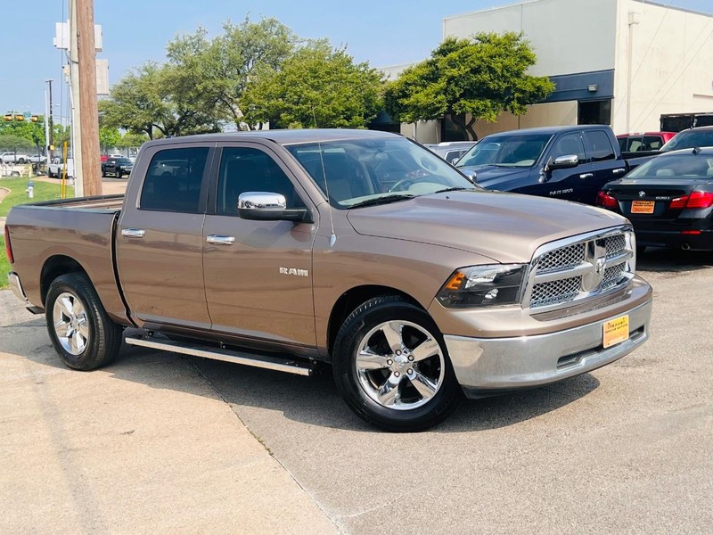 Dodge Ram 1500 Vehicle Full-screen Gallery Image 14