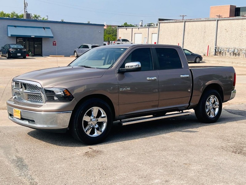 Dodge Ram 1500 Vehicle Full-screen Gallery Image 15