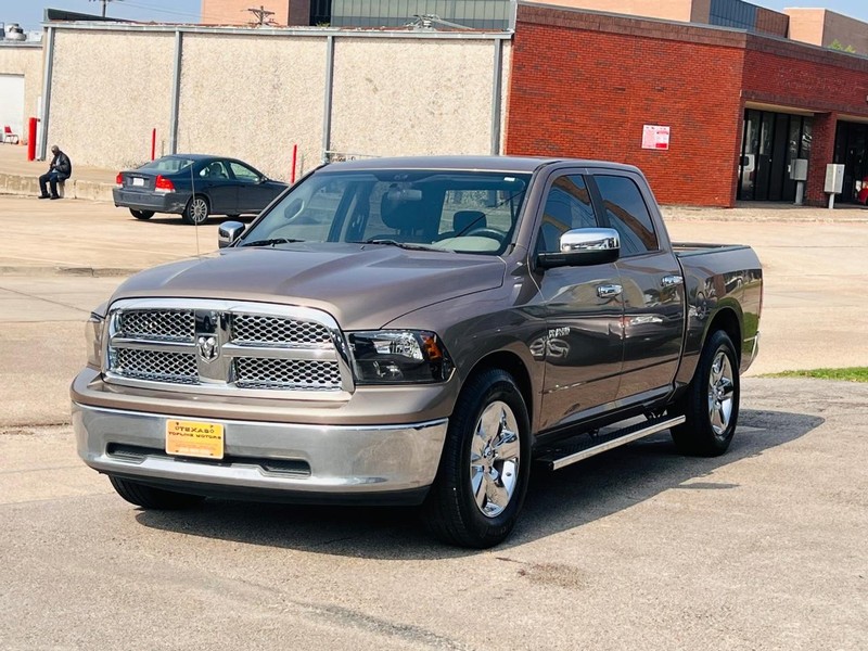 Dodge Ram 1500 Vehicle Full-screen Gallery Image 16