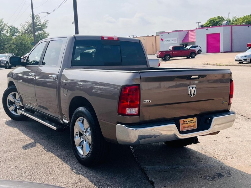 Dodge Ram 1500 Vehicle Full-screen Gallery Image 23