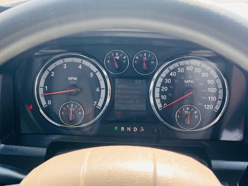 Dodge Ram 1500 Vehicle Full-screen Gallery Image 33