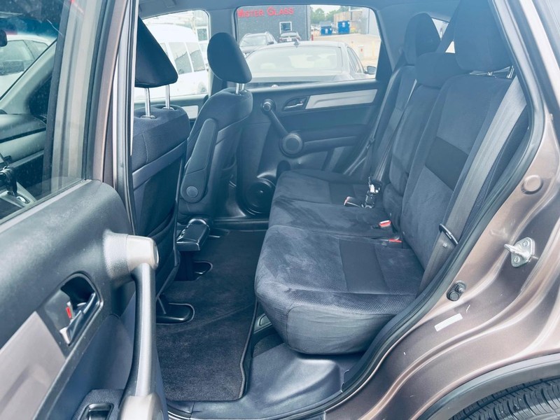 Honda CR-V Vehicle Full-screen Gallery Image 22