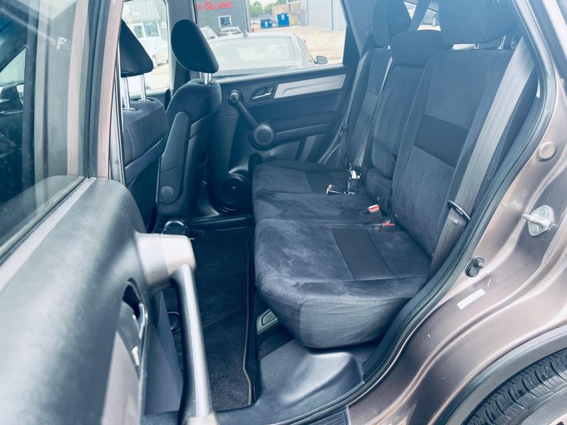 Honda CR-V Vehicle Full-screen Gallery Image 24