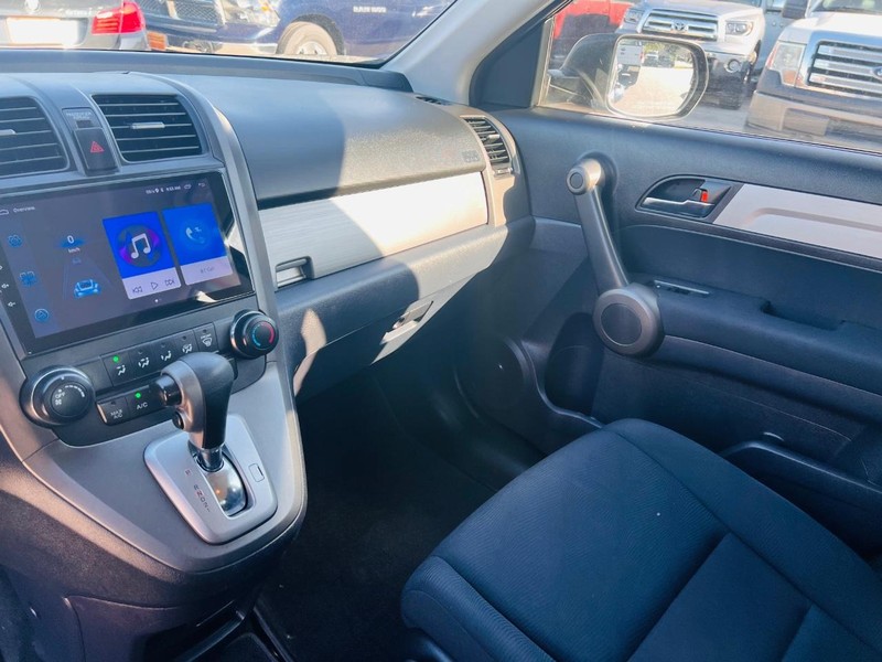 Honda CR-V Vehicle Full-screen Gallery Image 25