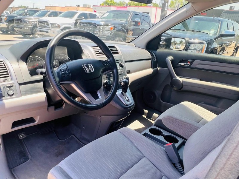 Honda CR-V Vehicle Full-screen Gallery Image 15