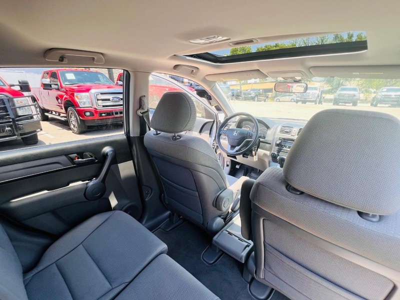 Honda CR-V Vehicle Full-screen Gallery Image 21