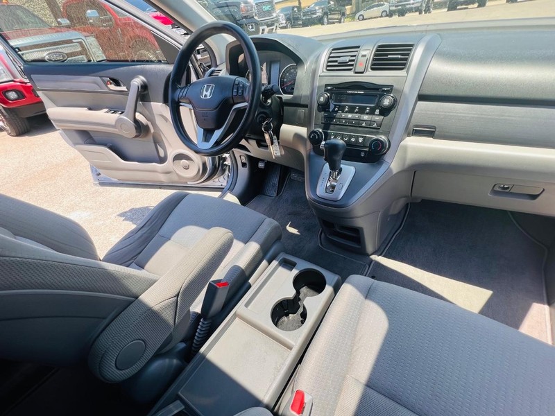 Honda CR-V Vehicle Full-screen Gallery Image 24