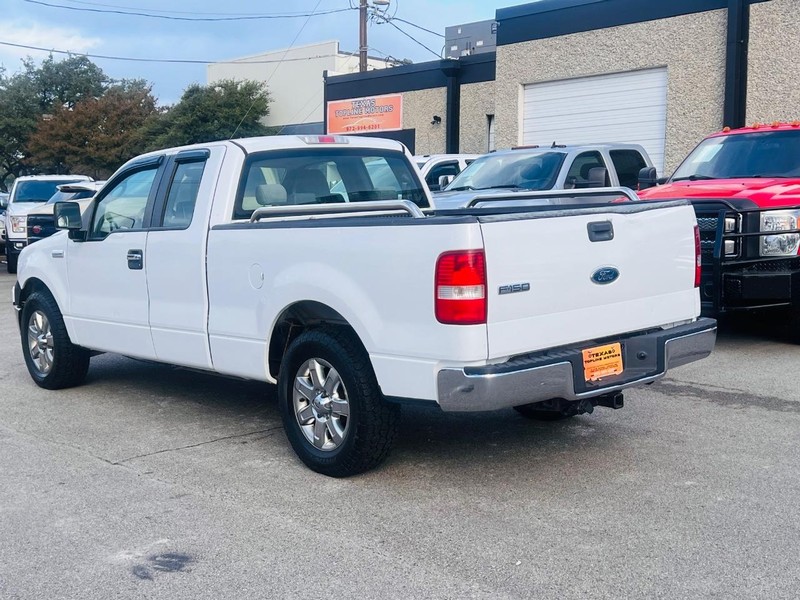 Ford F-150 Vehicle Full-screen Gallery Image 07