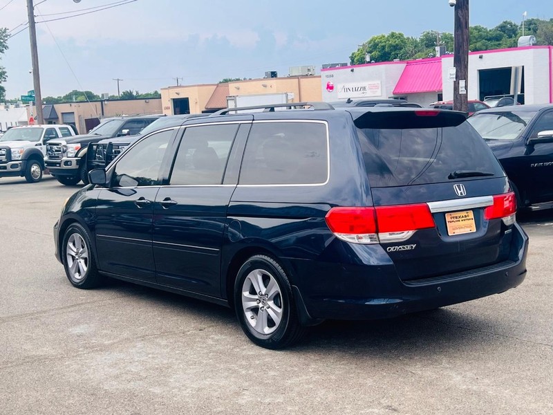 Honda Odyssey Vehicle Full-screen Gallery Image 11