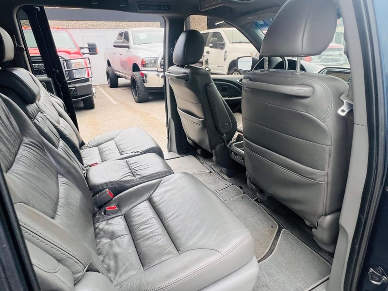 Honda Odyssey Vehicle Full-screen Gallery Image 28