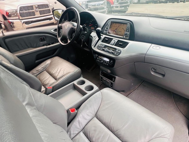 Honda Odyssey Vehicle Full-screen Gallery Image 31