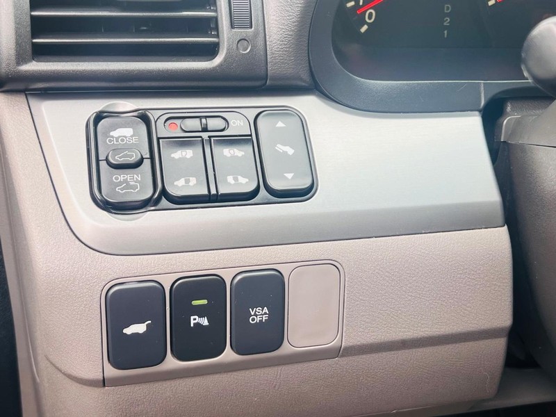 Honda Odyssey Vehicle Full-screen Gallery Image 45