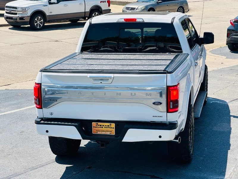 Ford F-150 Vehicle Full-screen Gallery Image 19