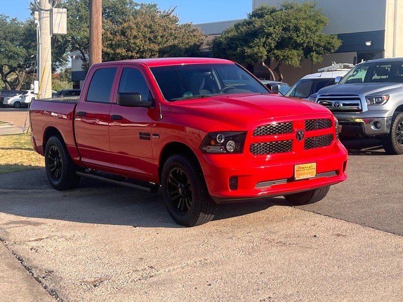 Ram 1500 Vehicle Full-screen Gallery Image 02