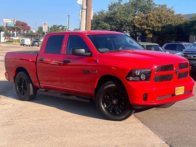 Ram 1500 Vehicle Full-screen Gallery Image 06