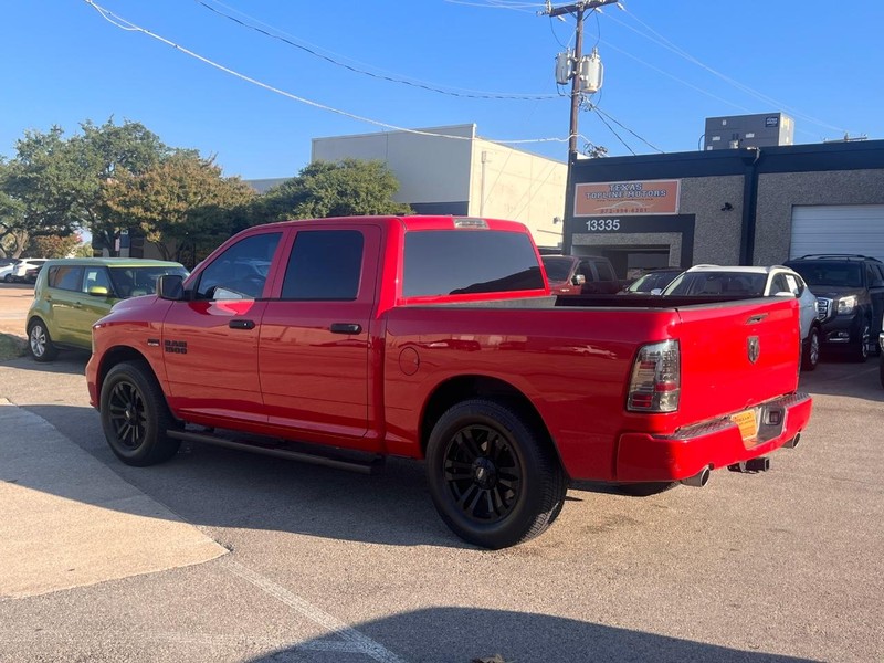 Ram 1500 Vehicle Full-screen Gallery Image 08
