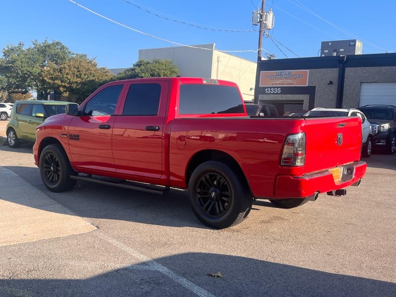 Ram 1500 Vehicle Full-screen Gallery Image 10