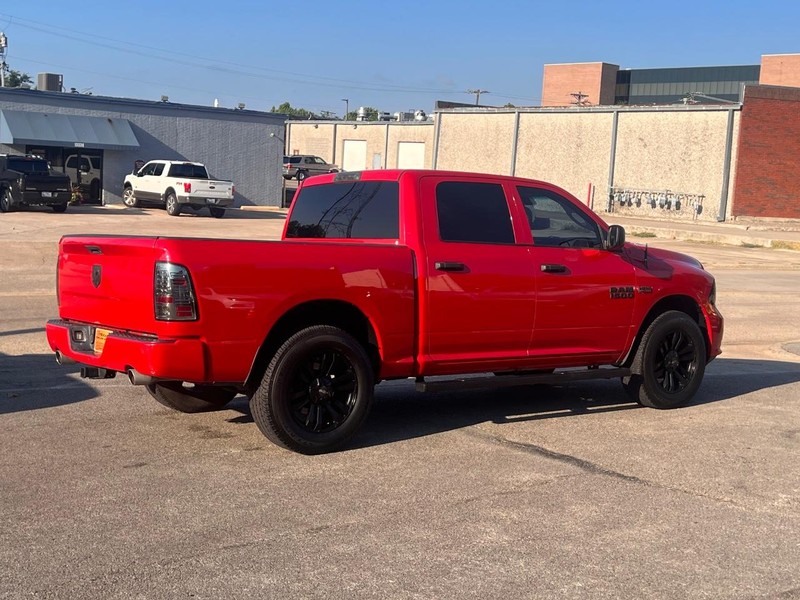 Ram 1500 Vehicle Full-screen Gallery Image 13