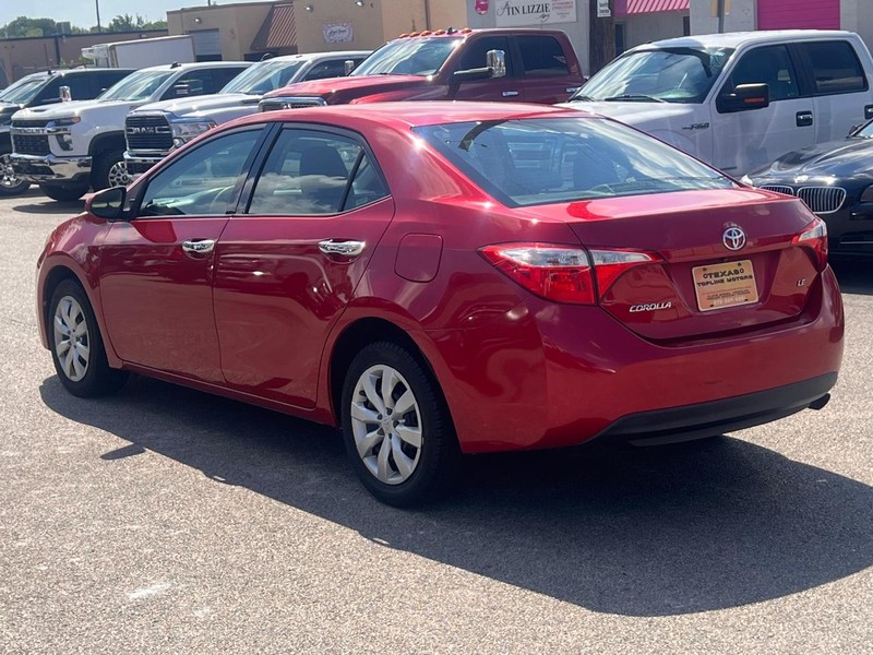 Toyota Corolla Vehicle Full-screen Gallery Image 24