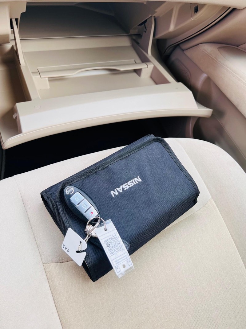 Nissan Pathfinder Vehicle Full-screen Gallery Image 44