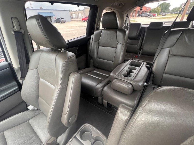 Honda Odyssey Vehicle Full-screen Gallery Image 35