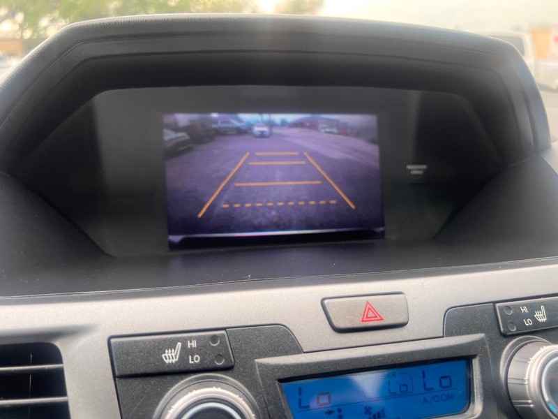 Honda Odyssey Vehicle Full-screen Gallery Image 36