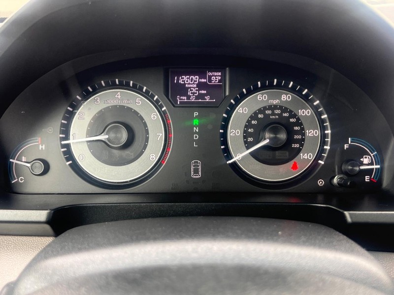 Honda Odyssey Vehicle Full-screen Gallery Image 38