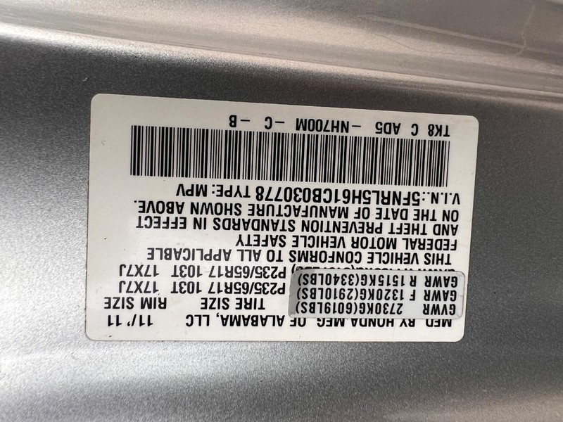 Honda Odyssey Vehicle Full-screen Gallery Image 39