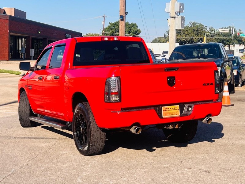 Ram 1500 Vehicle Full-screen Gallery Image 22