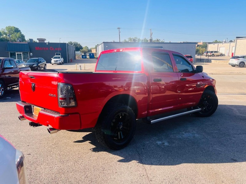 Ram 1500 Vehicle Full-screen Gallery Image 23