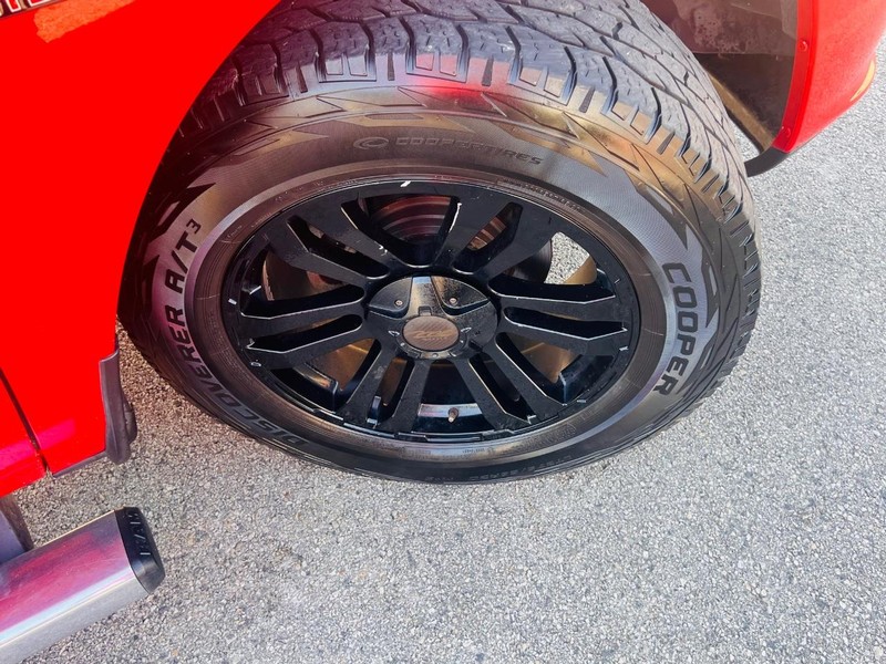 Ram 1500 Vehicle Full-screen Gallery Image 25