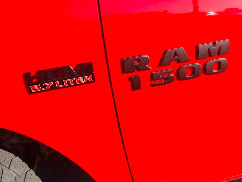 Ram 1500 Vehicle Full-screen Gallery Image 29