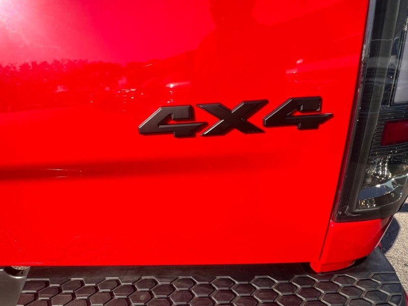 Ram 1500 Vehicle Full-screen Gallery Image 39