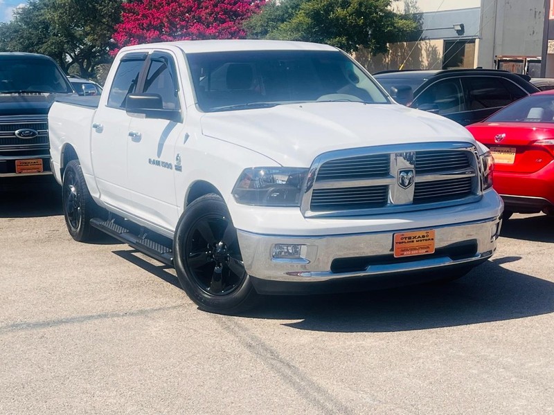 Ram 1500 Vehicle Full-screen Gallery Image 05