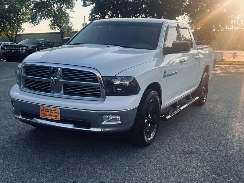 Ram 1500 Vehicle Full-screen Gallery Image 34