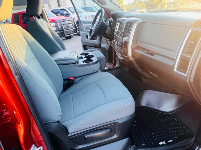 Ram 1500 Vehicle Full-screen Gallery Image 20