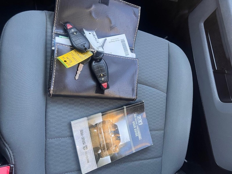 Ram 1500 Vehicle Full-screen Gallery Image 33