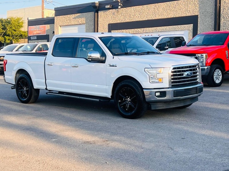 Ford F-150 Vehicle Full-screen Gallery Image 04