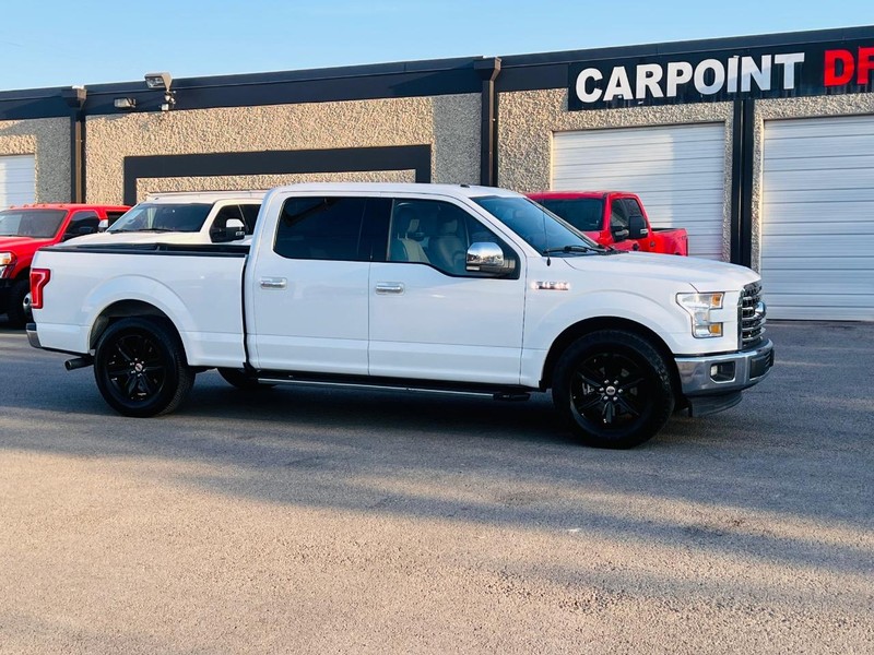 Ford F-150 Vehicle Full-screen Gallery Image 14