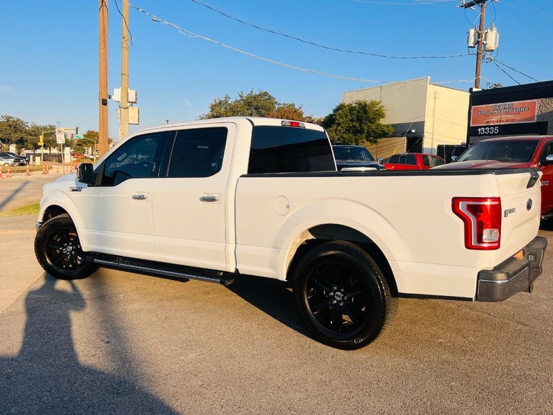 Ford F-150 Vehicle Full-screen Gallery Image 22