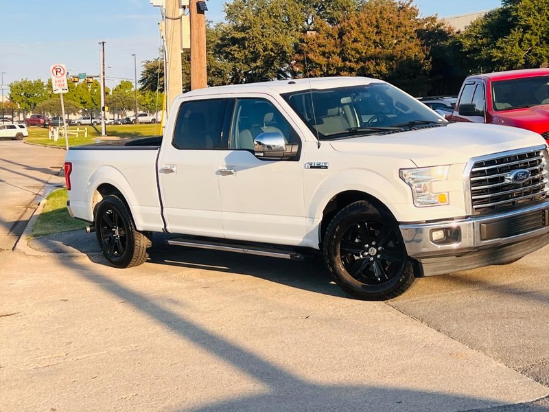 Ford F-150 Vehicle Full-screen Gallery Image 24