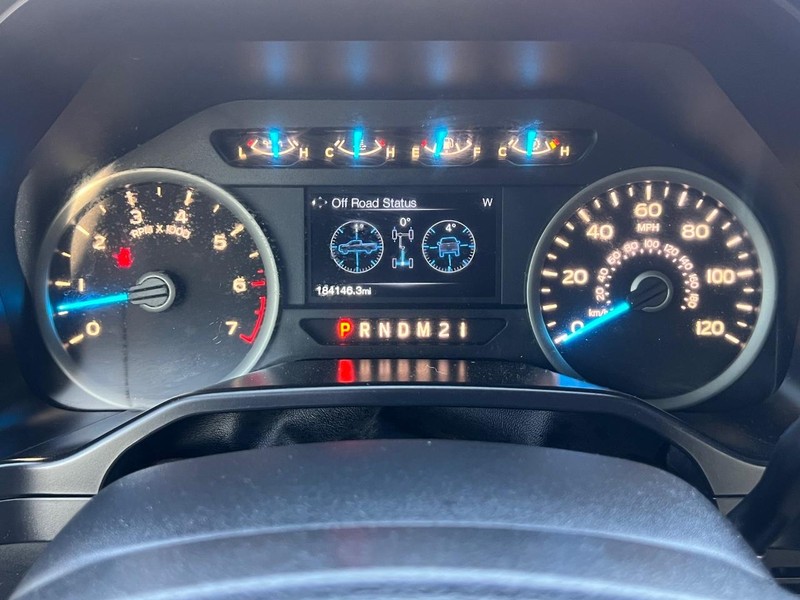 Ford F-150 Vehicle Full-screen Gallery Image 50