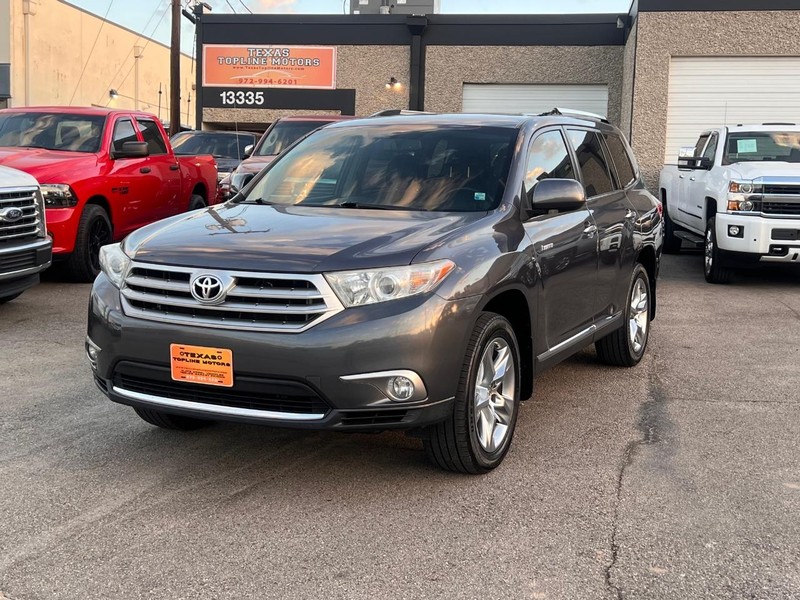 Toyota Highlander Vehicle Full-screen Gallery Image 4