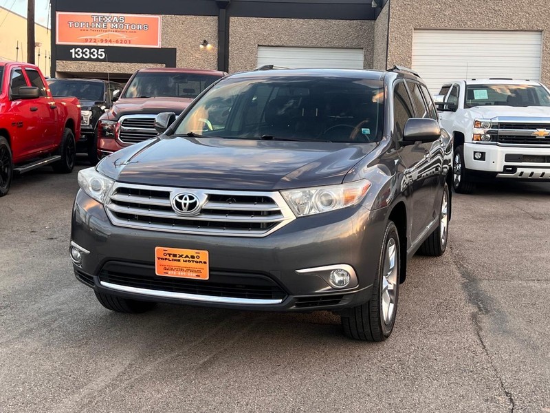 Toyota Highlander Vehicle Full-screen Gallery Image 5