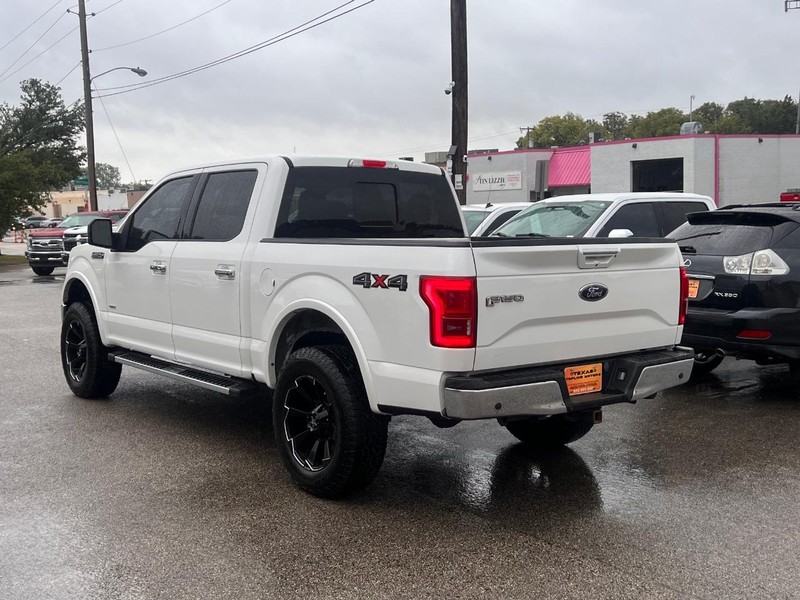 Ford F-150 Vehicle Full-screen Gallery Image 12