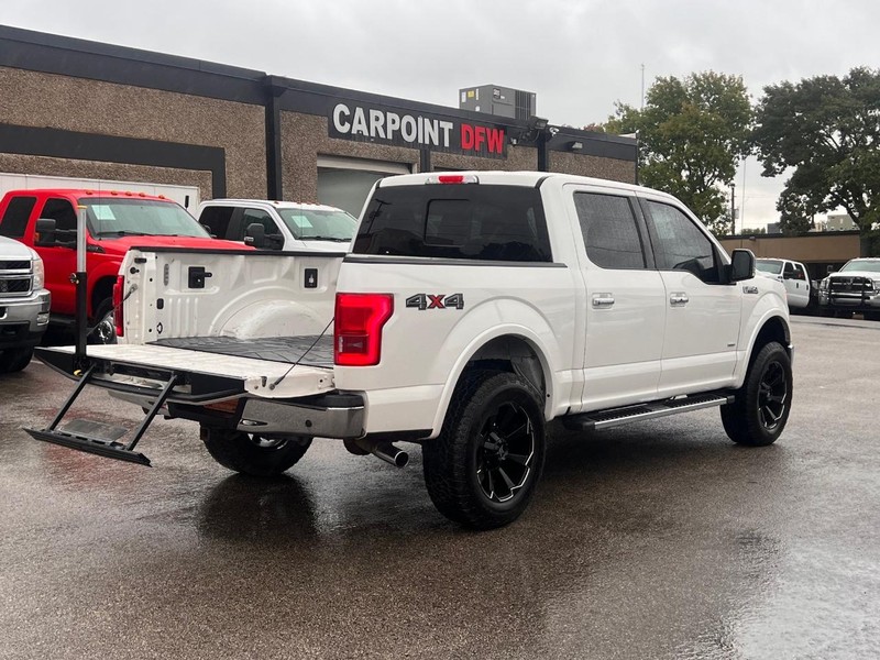 Ford F-150 Vehicle Full-screen Gallery Image 14