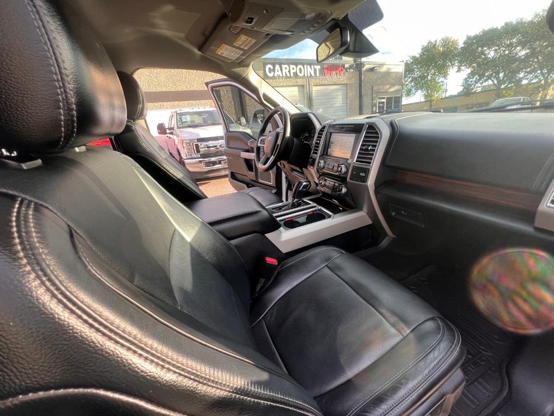 Ford F-150 Vehicle Full-screen Gallery Image 32