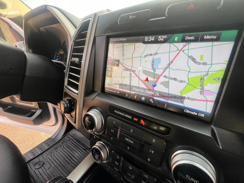 Ford F-150 Vehicle Full-screen Gallery Image 35